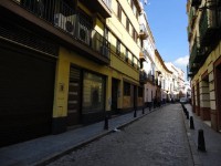 Calle Castella nº51, Local B